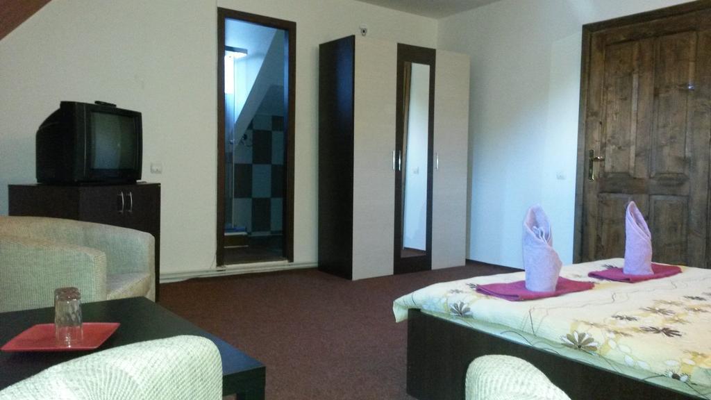 Casa Frasin Hotel Buşteni Habitación foto